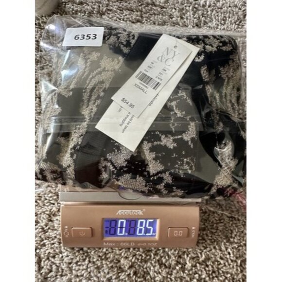 New York & Company Black Gold Floral V-Neck Cardigan Button up Size XS - Picture 13 of 13